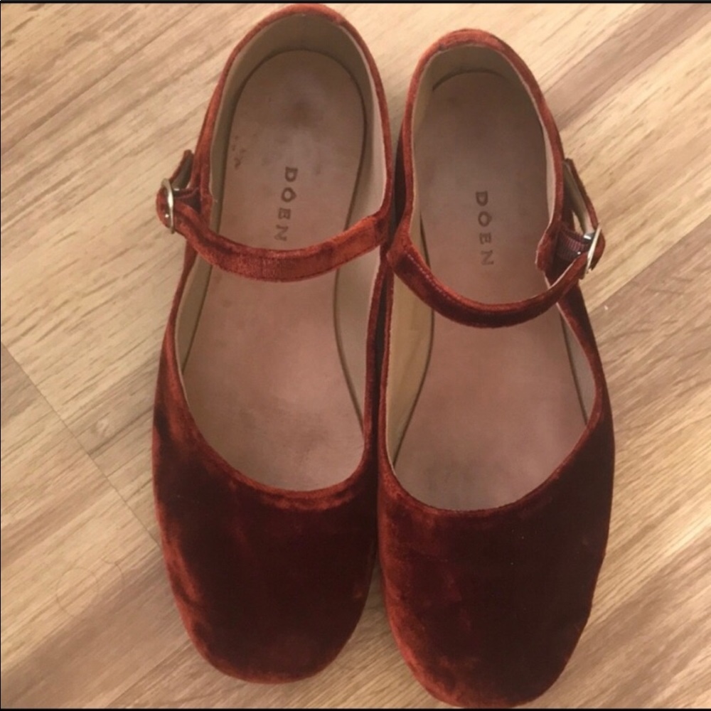 TRADES? Doen Mary Jane flats in Rust 38.5 7.5 Dôen